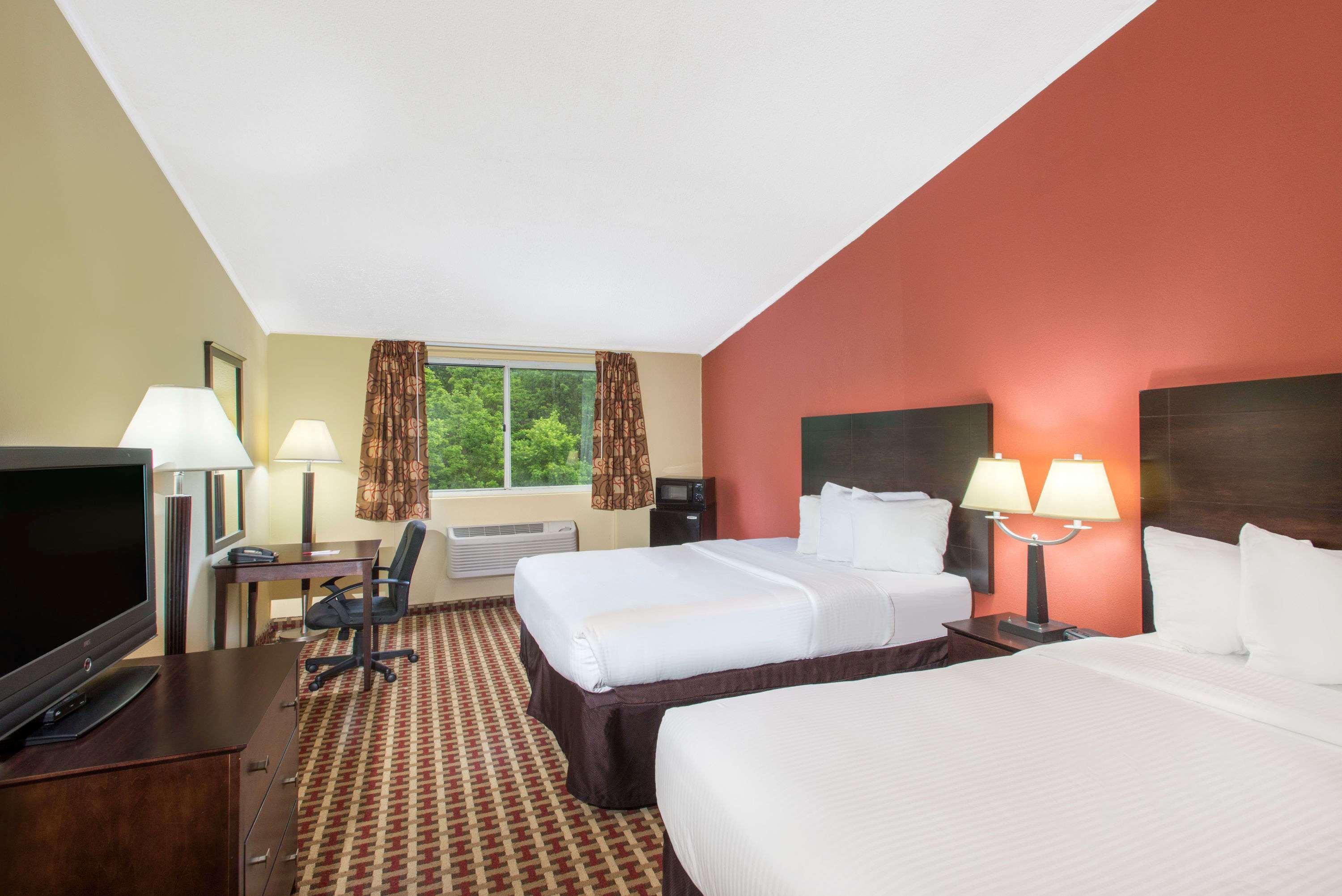 Ramada By Wyndham Allentown Bethlehem Dış mekan fotoğraf
