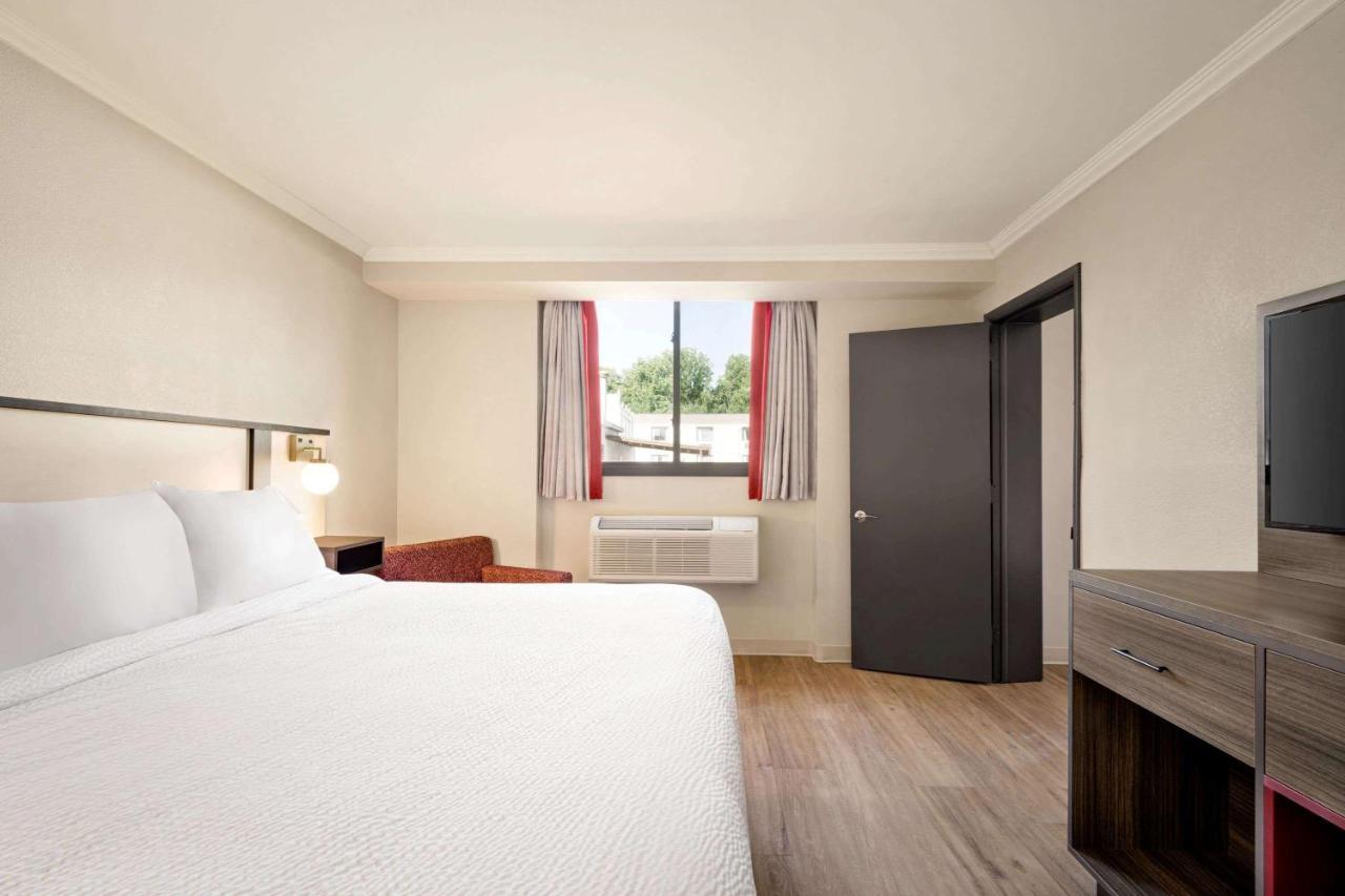 Ramada By Wyndham Allentown Bethlehem Dış mekan fotoğraf