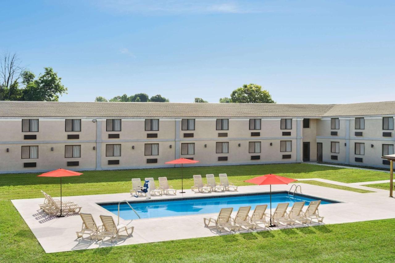 Ramada By Wyndham Allentown Bethlehem Dış mekan fotoğraf